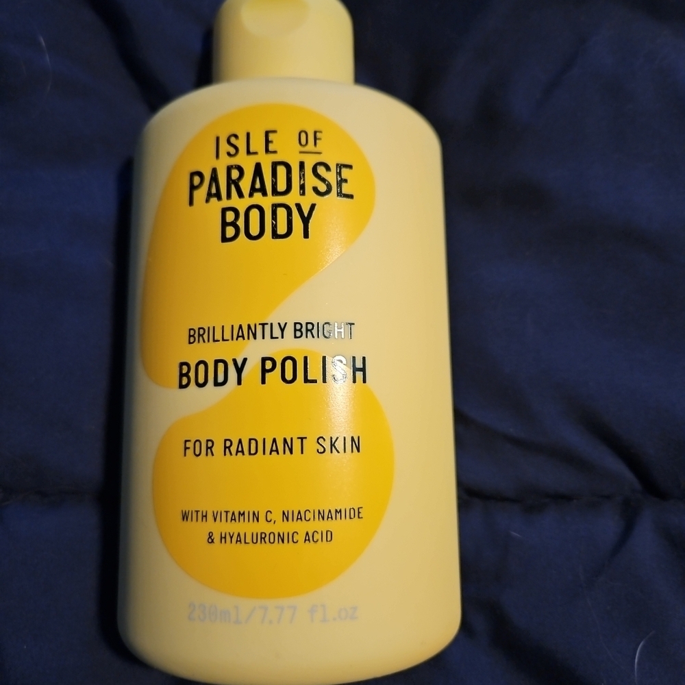 Isle Of Paradise Brilliantly Bright Body Polish And Confidently Clear Body Poli